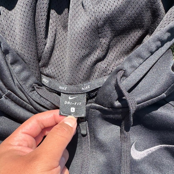 Nike Dri Fit Zip Up Hoodie NWOT - Picture 3 of 3